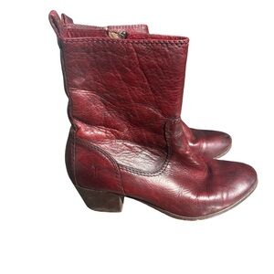 Frye Women's Burgundy Leather Heeled Boots